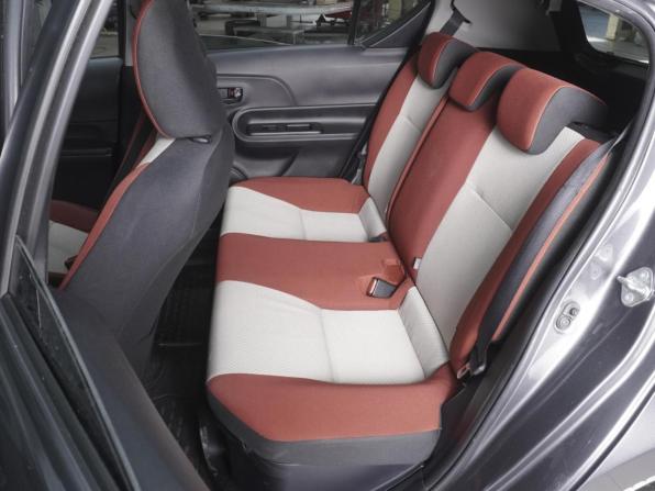 Toyota Aqua I Рестайлинг с пробегом 2015 года, цена 1 089 000 рублей, 150552 км, хэтчбек, Автокод Объявления
