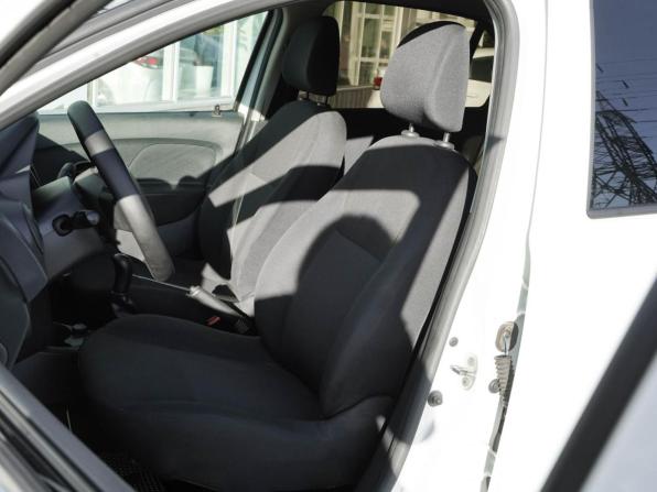 Renault Logan II с пробегом 2017 года, цена 470 000 рублей, 141158 км, седан, Автокод Объявления