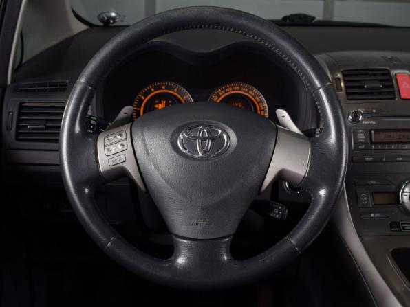 Toyota Auris I с пробегом 2008 года, цена 659 995 рублей, 161402 км, хэтчбек, Автокод Объявления