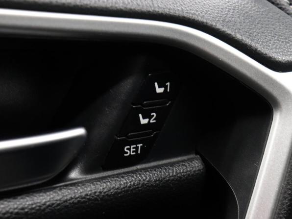 Toyota RAV4 V (XA50) с пробегом 2020 года, цена 3 244 000 рублей, 83800 км, внедорожник, Автокод Объявления