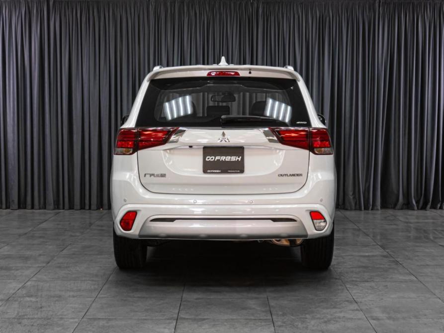 Mitsubishi Outlander III Рестайлинг 3 Тюмень  - изображение 4