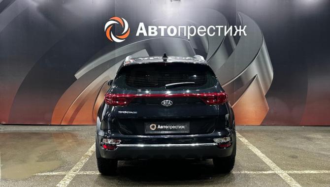 Kia Sportage IV Рестайлинг с пробегом 2021 года, цена 2 465 000 рублей, 42982 км, внедорожник, Автокод Объявления