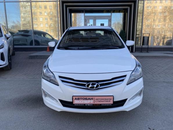 Hyundai Solaris I Рестайлинг с пробегом 2016 года, цена 900 000 рублей, 142665 км, седан, Автокод Объявления