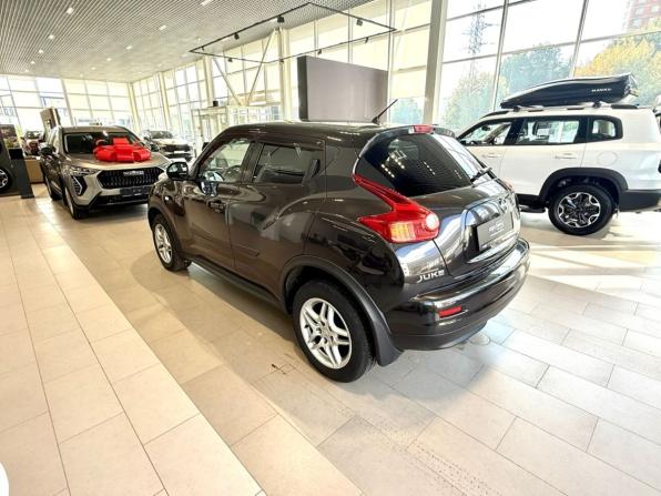 Nissan Juke I с пробегом 2011 года, цена 909 000 рублей, 135647 км, внедорожник, Автокод Объявления