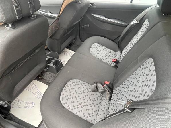 Skoda Fabia I Рестайлинг с пробегом 2006 года, цена 299 000 рублей, 319393 км, хэтчбек, Автокод Объявления