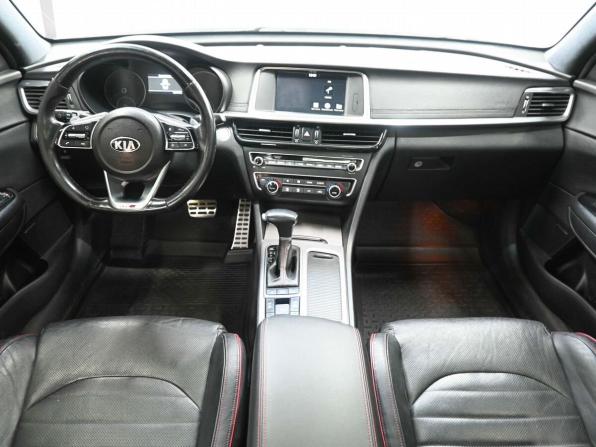 Kia Optima IV Рестайлинг с пробегом 2018 года, цена 2 099 900 рублей, 82231 км, седан, Автокод Объявления