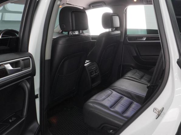 Volkswagen Touareg II с пробегом 2013 года, цена 2 299 000 рублей, 178688 км, внедорожник, Автокод Объявления