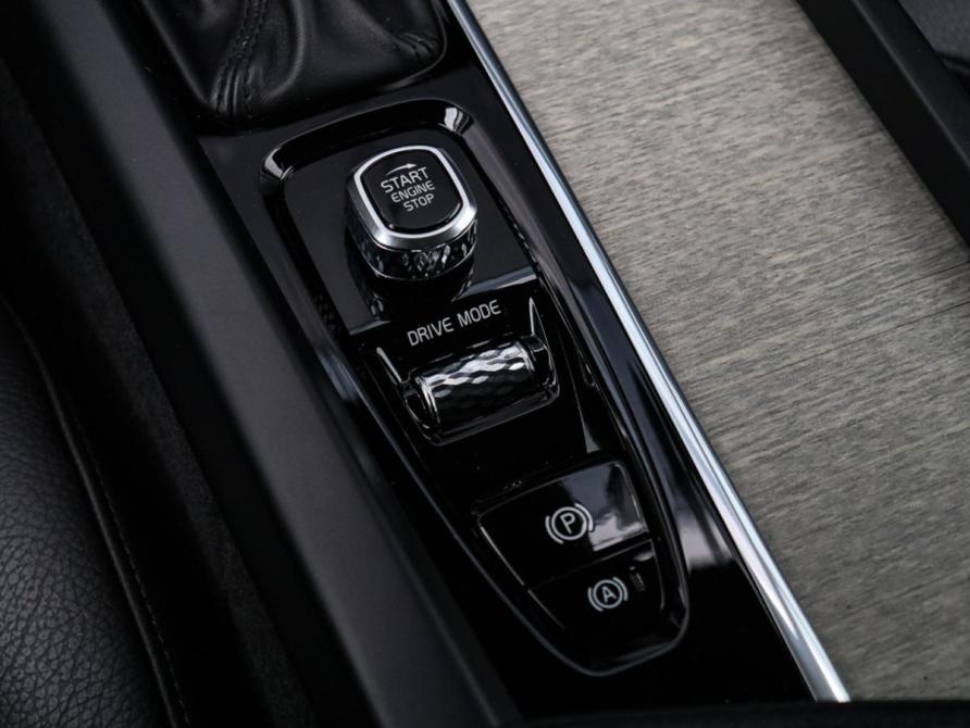 Volvo XC60 II Москва  - изображение 19