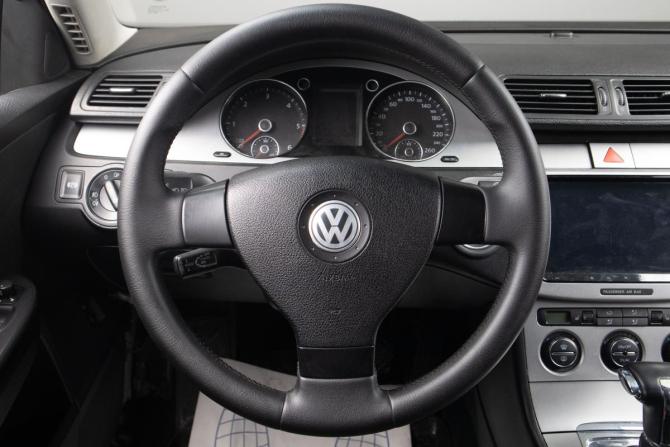 Volkswagen Passat B6 с пробегом 2006 года, цена 699 000 рублей, 233000 км, универсал, Автокод Объявления