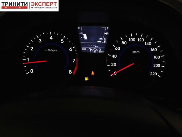 Hyundai Solaris I с пробегом 2012 года, цена 797 000 рублей, 174531 км, седан, Автокод Объявления