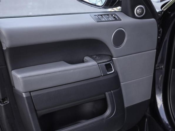 Land Rover Range Rover Sport II с пробегом 2015 года, цена 2 949 000 рублей, 197602 км, внедорожник, Автокод Объявления