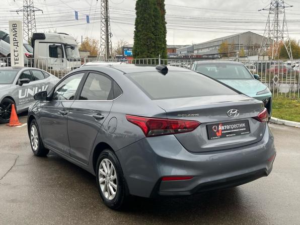 Hyundai Solaris II с пробегом 2017 года, цена 1 180 000 рублей, 180000 км, седан, Автокод Объявления