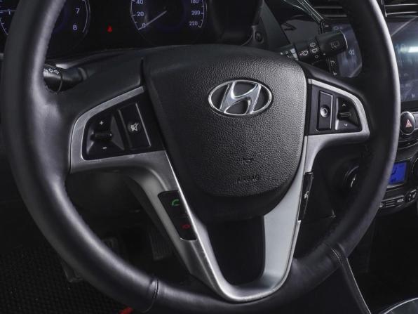 Hyundai Solaris I с пробегом 2014 года, цена 999 000 рублей, 97631 км, хэтчбек, Автокод Объявления