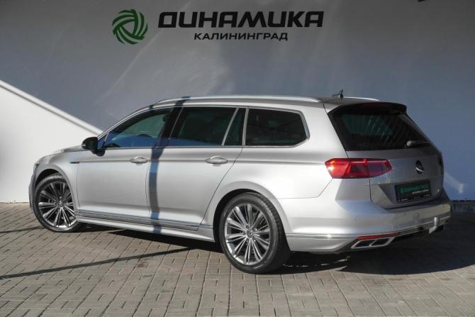 Volkswagen Passat B8 Рестайлинг с пробегом 2021 года, цена 2 180 000 рублей, 150561 км, универсал, Автокод Объявления