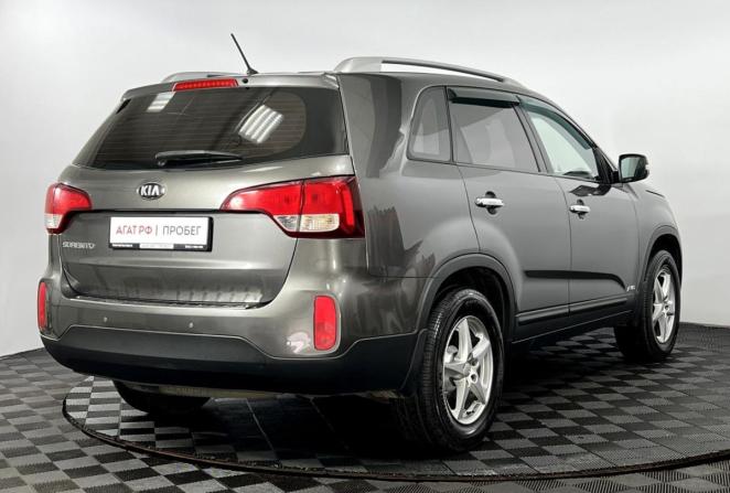 Kia Sorento II Рестайлинг с пробегом 2013 года, цена 1 340 000 рублей, 216819 км, внедорожник, Автокод Объявления