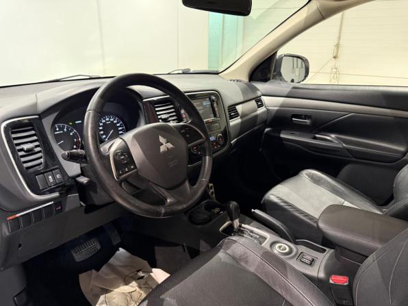 Mitsubishi Outlander III с пробегом 2013 года, цена 1 440 000 рублей, 179661 км, внедорожник, Автокод Объявления