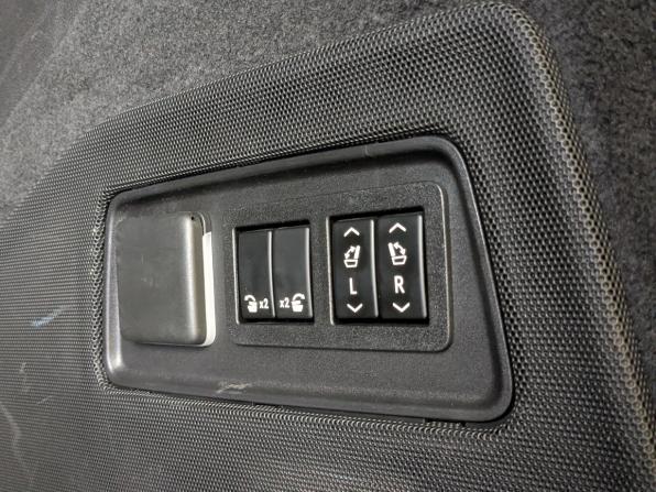 Cadillac Escalade V с пробегом 2021 года, цена 7 300 000 рублей, 167430 км, внедорожник, Автокод Объявления