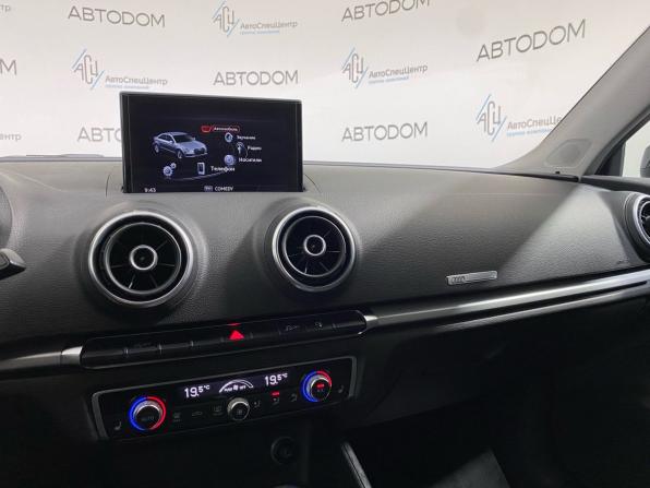 Audi A3 III (8V) Рестайлинг с пробегом 2016 года, цена 1 689 000 рублей, 153869 км, седан, Автокод Объявления
