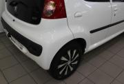 Peugeot 107 I Астрахань  - изображение 29