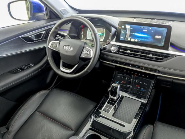Xcite X-Cross 7 с пробегом 2024 года, цена 1 700 000 рублей, 40493 км, внедорожник, Автокод Объявления