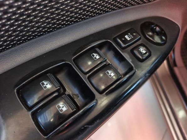 Kia Rio II Рестайлинг с пробегом 2010 года, цена 369 000 рублей, 270000 км, хэтчбек, Автокод Объявления