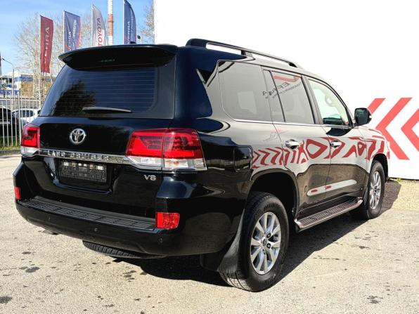 Toyota Land Cruiser 200 Series Рестайлинг 2 с пробегом 2019 года, цена 6 650 000 рублей, 162318 км, внедорожник, Автокод Объявления