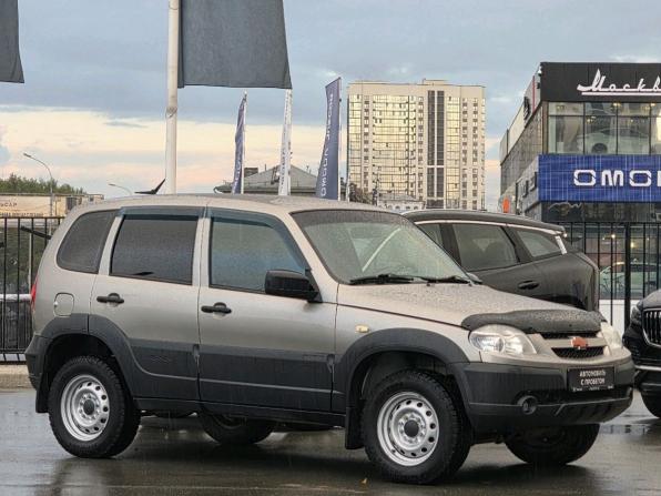 Chevrolet Niva I Рестайлинг с пробегом 2019 года, цена 825 000 рублей, 91505 км, внедорожник, Автокод Объявления
