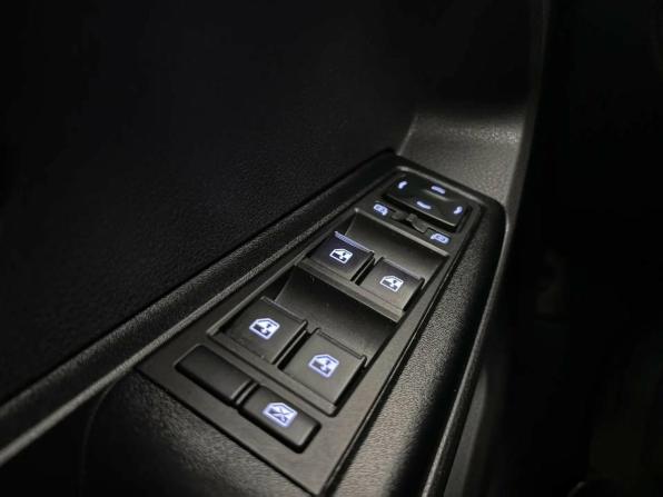 Lada (ВАЗ) Vesta I с пробегом 2022 года, цена 1 299 000 рублей, 66261 км, универсал, Автокод Объявления