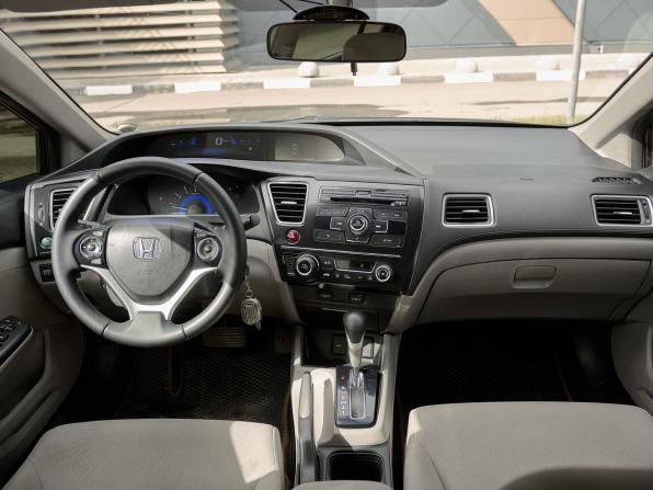 Honda Civic IX Рестайлинг с пробегом 2013 года, цена 1 436 000 рублей, 161975 км, седан, Автокод Объявления