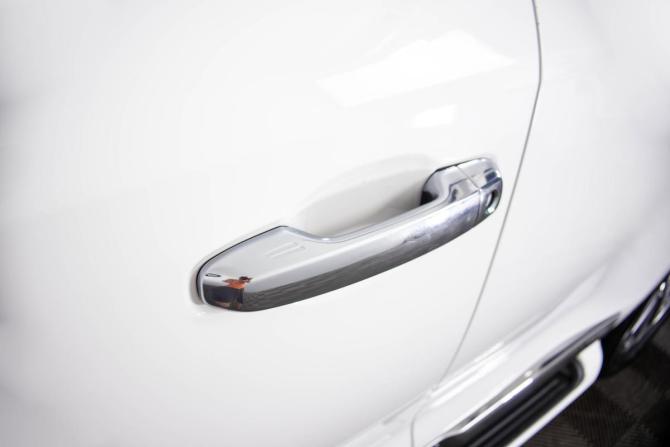 Toyota Land Cruiser 200 Series Рестайлинг 2 с пробегом 2017 года, цена 7 300 000 рублей, 117526 км, внедорожник, Автокод Объявления