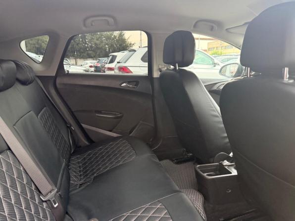 Opel Astra J Рестайлинг с пробегом 2012 года, цена 700 000 рублей, 222499 км, хэтчбек, Автокод Объявления