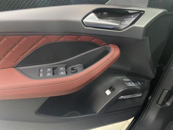 Новый Audi Q6 2026 года, цена 8 199 000 рублей, внедорожник, Автокод Объявления