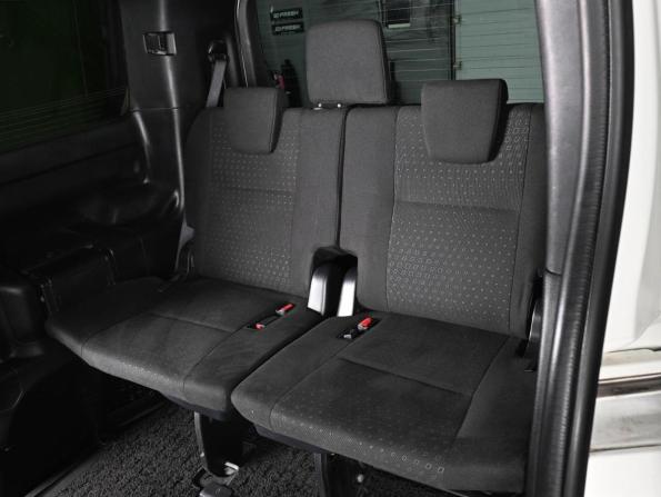 Toyota Noah III (R80) Рестайлинг с пробегом 2018 года, цена 2 669 000 рублей, 147529 км, минивэн, Автокод Объявления