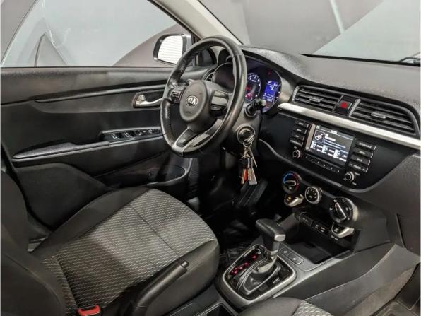 Kia Rio IV с пробегом 2020 года, цена 1 559 000 рублей, 66100 км, хэтчбек, Автокод Объявления