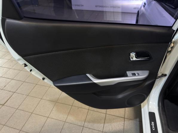 Kia Rio III с пробегом 2013 года, цена 859 000 рублей, 114456 км, хэтчбек, Автокод Объявления