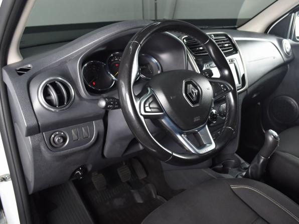Renault Sandero II Рестайлинг с пробегом 2019 года, цена 969 999 рублей, 120625 км, хэтчбек, Автокод Объявления