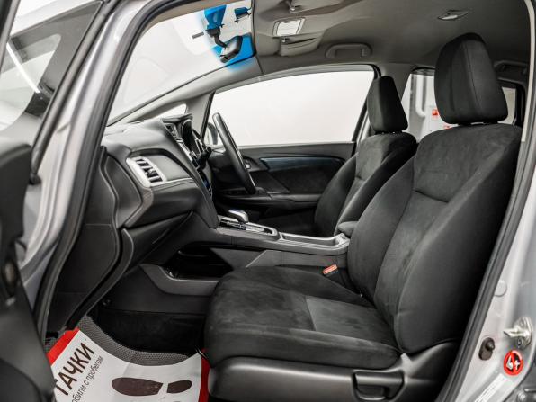 Honda Shuttle II с пробегом 2017 года, цена 1 150 000 рублей, 224132 км, универсал, Автокод Объявления