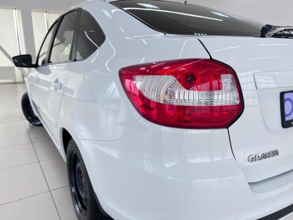 Lada (ВАЗ) Granta I Рестайлинг с пробегом 2020 года, цена 680 000 рублей, 112000 км, хэтчбек, Автокод Объявления