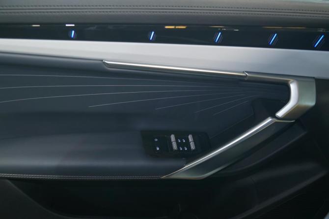 Geely Atlas II с пробегом 2024 года, цена 3 030 000 рублей, 3631 км, внедорожник, Автокод Объявления