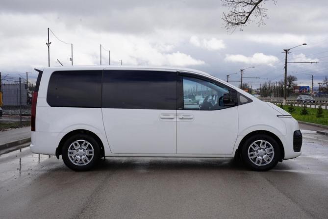 Hyundai Staria I с пробегом 2021 года, цена 5 245 000 рублей, 32000 км, минивэн, Автокод Объявления