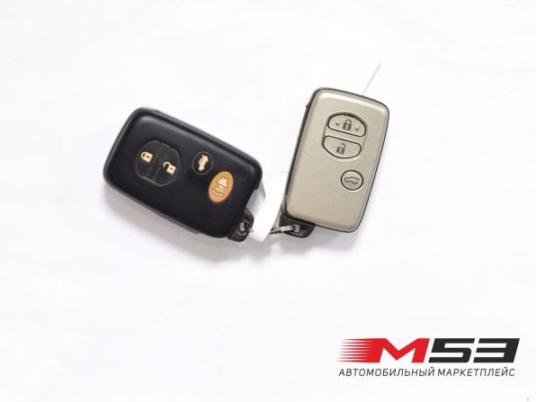 Toyota Land Cruiser Prado 150 Series Рестайлинг 1 с пробегом 2014 года, цена 3 599 995 рублей, 281791 км, внедорожник, Автокод Объявления