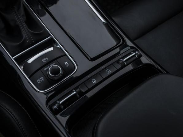 Kia Stinger I с пробегом 2019 года, цена 2 698 000 рублей, 115077 км, лифтбек, Автокод Объявления