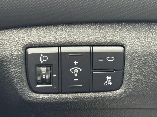 Hyundai Creta I с пробегом 2018 года, цена 1 520 000 рублей, 171821 км, внедорожник, Автокод Объявления