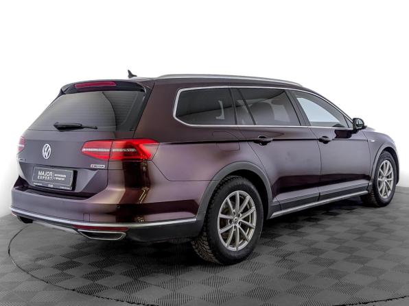 Volkswagen Passat B8 с пробегом 2018 года, цена 2 170 000 рублей, 188851 км, универсал, Автокод Объявления