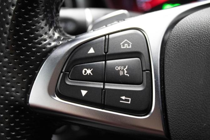 Mercedes-Benz C-Класс IV (W205) с пробегом 2015 года, цена 2 079 000 рублей, 131527 км, седан, Автокод Объявления