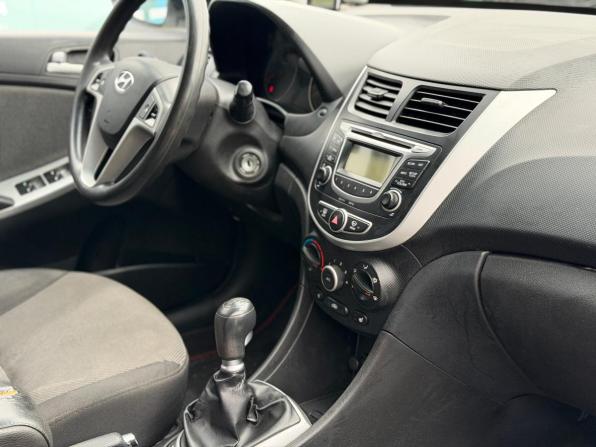 Hyundai Solaris I с пробегом 2013 года, цена 682 000 рублей, 90408 км, седан, Автокод Объявления