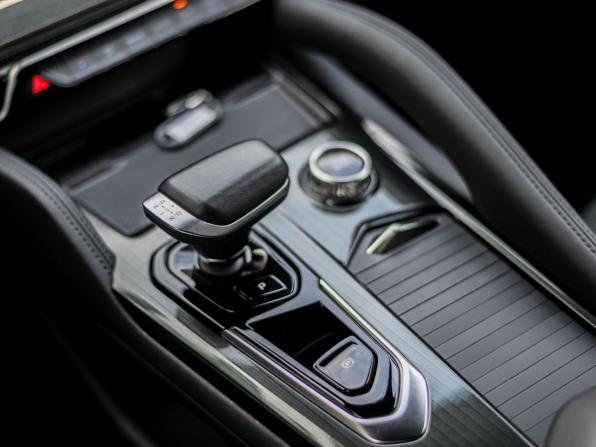 Geely Monjaro I Рестайлинг (China Market) с пробегом 2024 года, цена 3 325 000 рублей, 41830 км, внедорожник, Автокод Объявления