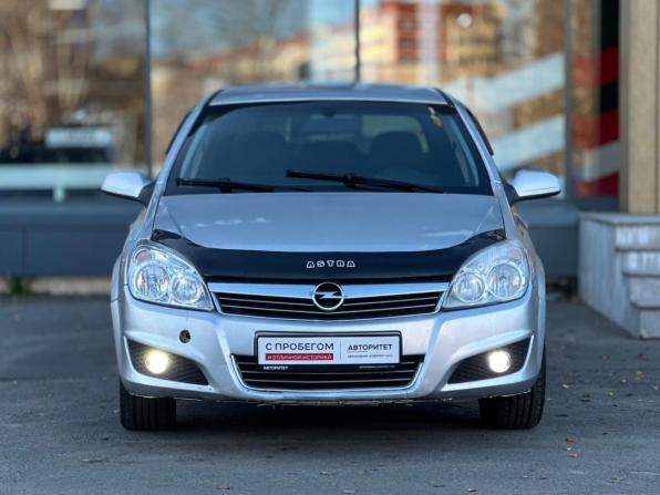 Opel Astra H Рестайлинг с пробегом 2008 года, цена 399 000 рублей, 225000 км, хэтчбек, Автокод Объявления