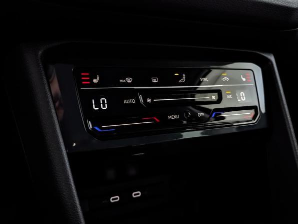 Volkswagen Tiguan II Рестайлинг с пробегом 2021 года, цена 3 780 000 рублей, 17314 км, внедорожник, Автокод Объявления