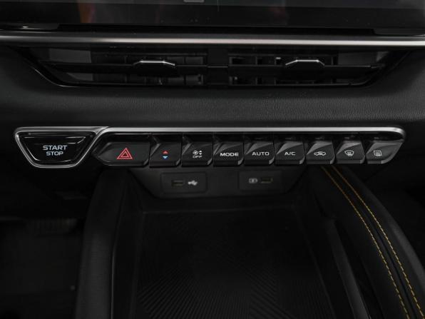 Geely Coolray I Рестайлинг 2 с пробегом 2025 года, цена 2 299 000 рублей, 26774 км, внедорожник, Автокод Объявления